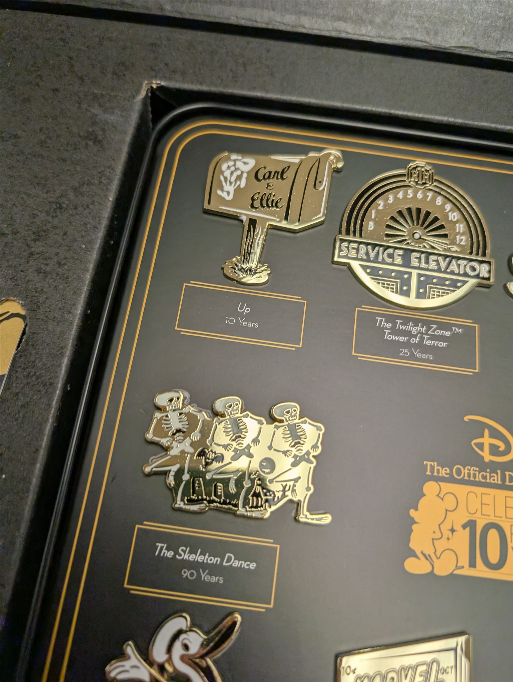 Disney Fan Club D23 Gold Member 10 Year Anniversary enamel pins set, boxed