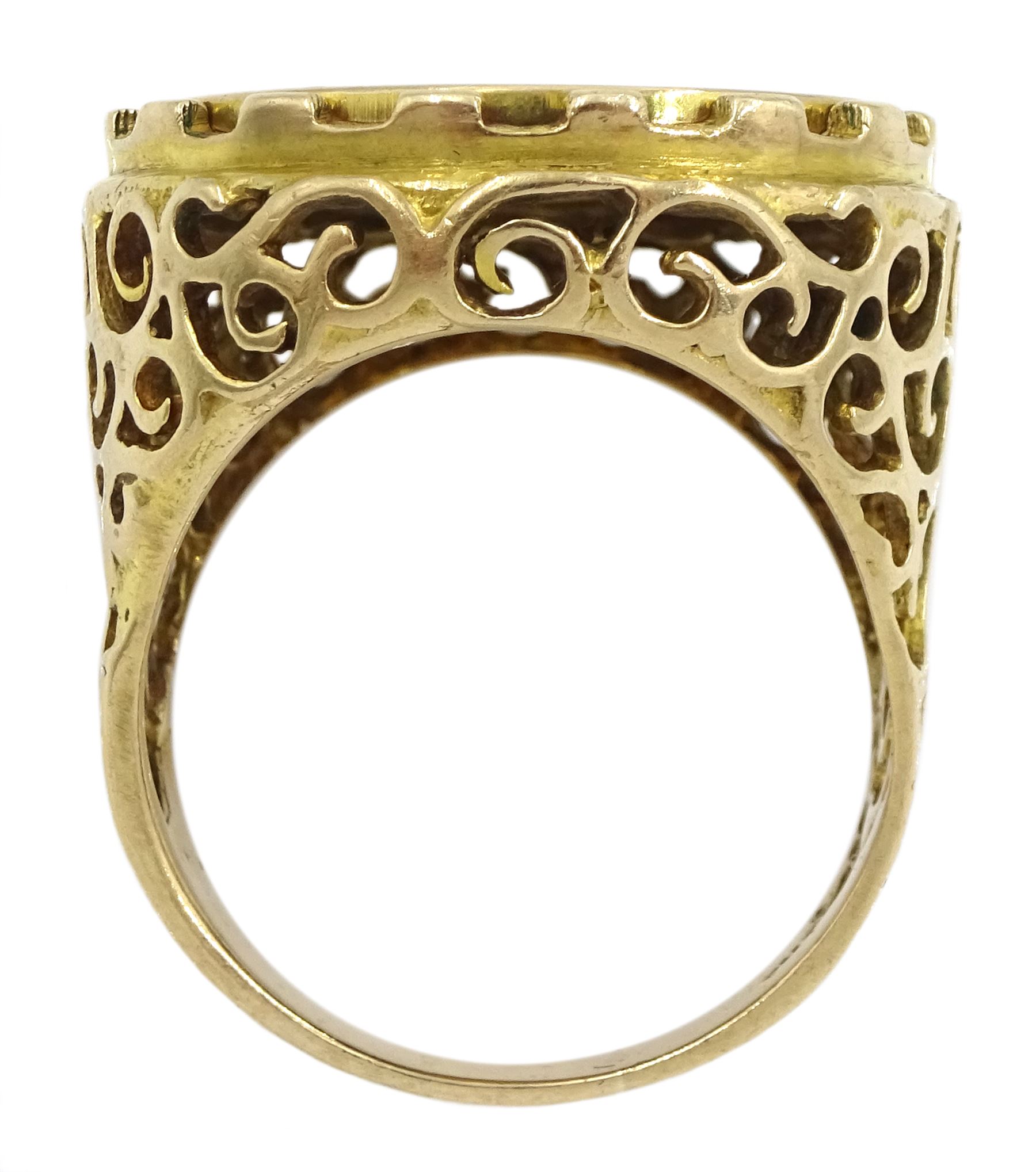 King Edward VII 1910 gold full sovereign, loose mounted in 9ct gold ring, hallmarked