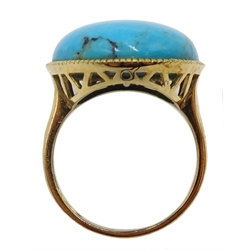 9ct gold oval turquoise ring, stamped 375
[image code: 4mc]
