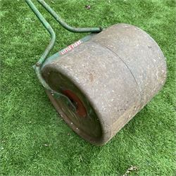 Little Giant - small cast iron garden roller - THIS LOT IS TO BE COLLECTED BY APPOINTMENT FROM DUGGLEBY STORAGE, GREAT HILL, EASTFIELD, SCARBOROUGH, YO11 3TX