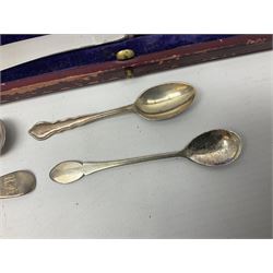 Edwardian cased set of six hallmarked silver handled butter knives, together with a further cased set of six 1920's butter knives, and a small group of assorted silver spoons, to include a pair of George III salt spoons