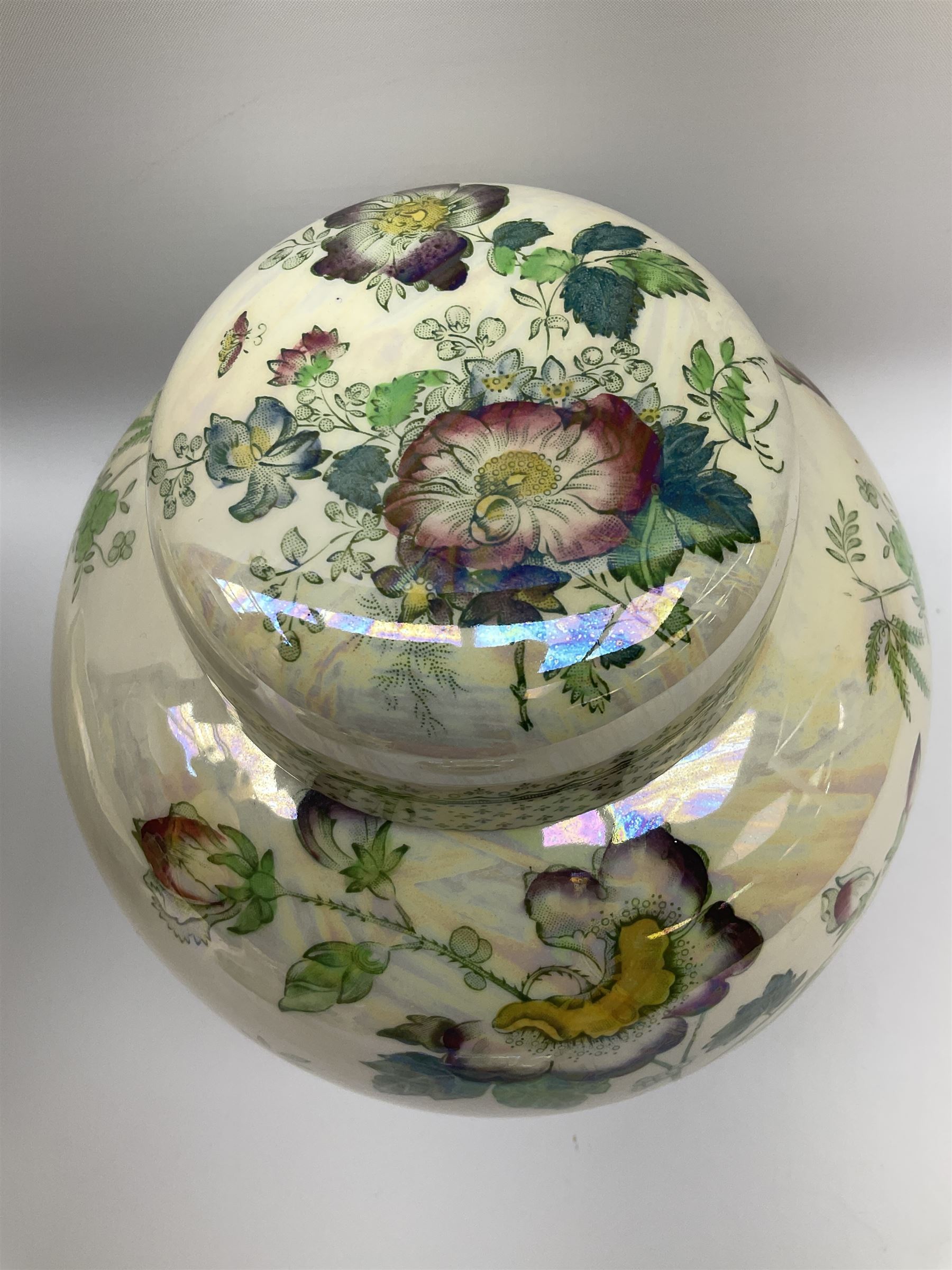 Five pieces of Masons Ironstone 'Paynsley' pattern lustre ware, comprising large ginger jar and cover, footed bowls, two jugs, and pin dish