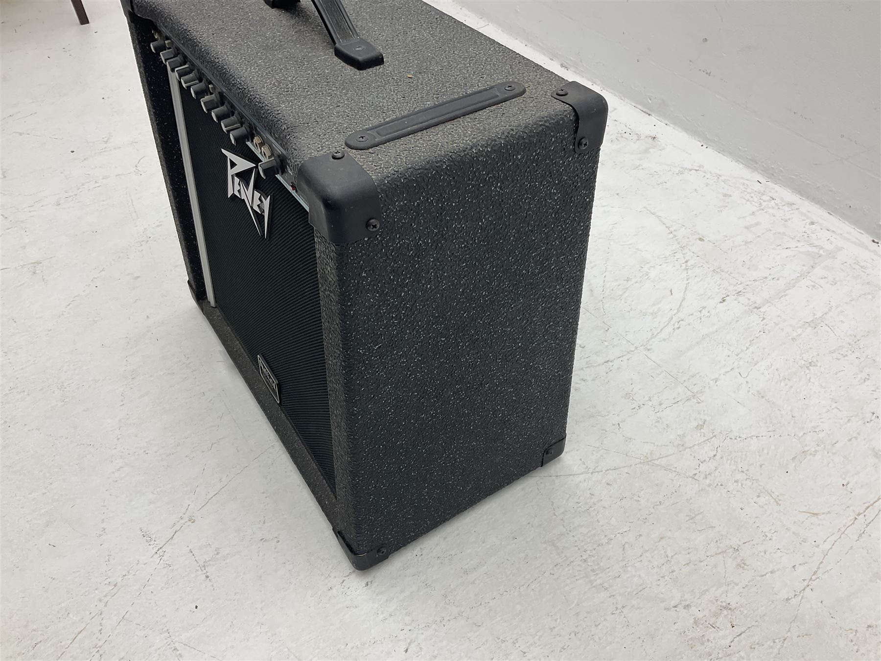 Peavey Bandit 112 amplifier, serial no. 00-06644484, L55cm