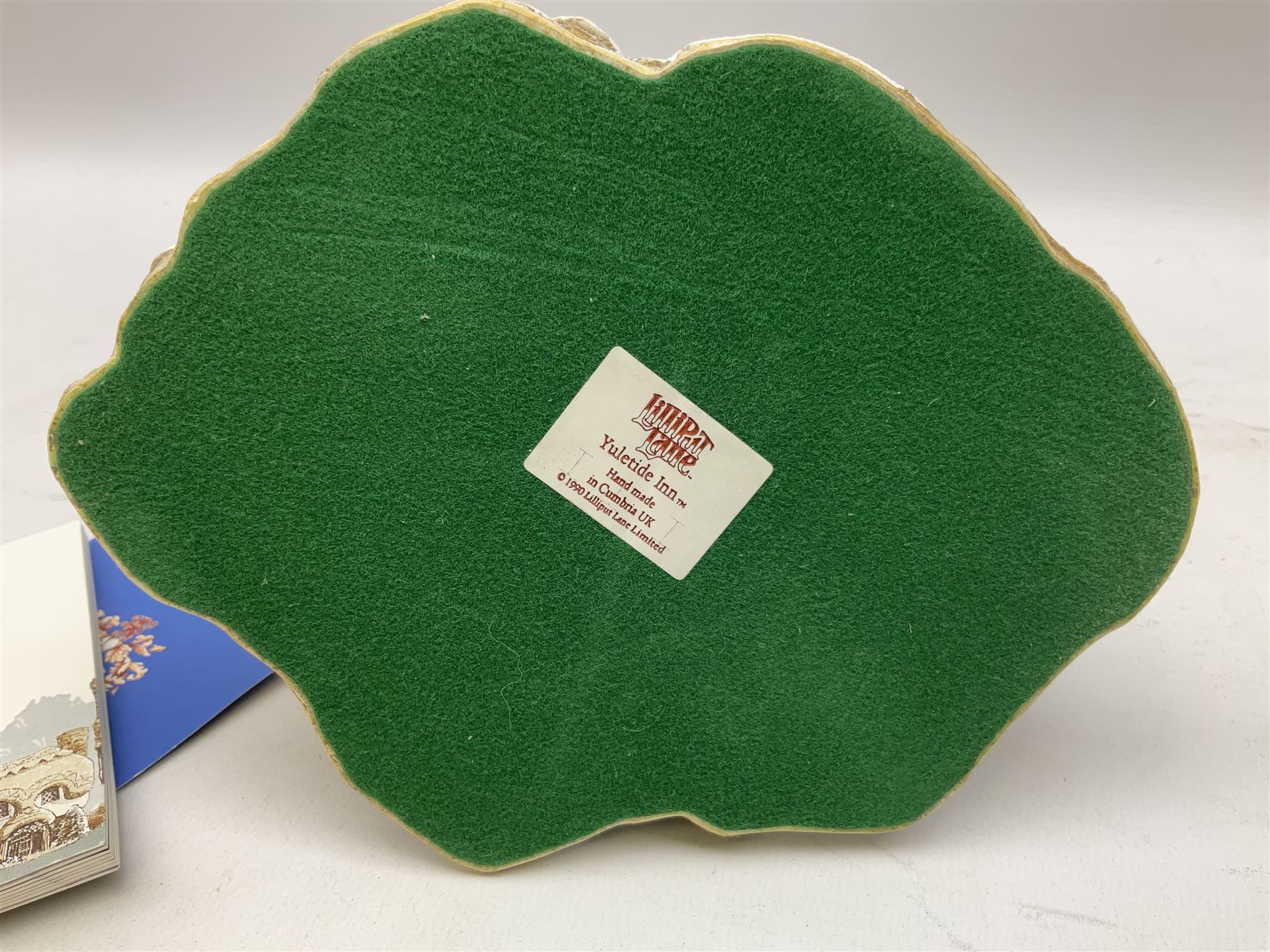 Ten Lilliput Lane winter (snowed) cottages, to include Yuletide Inn, The Christmas Present and Kerry Lodge, all boxed with deeds