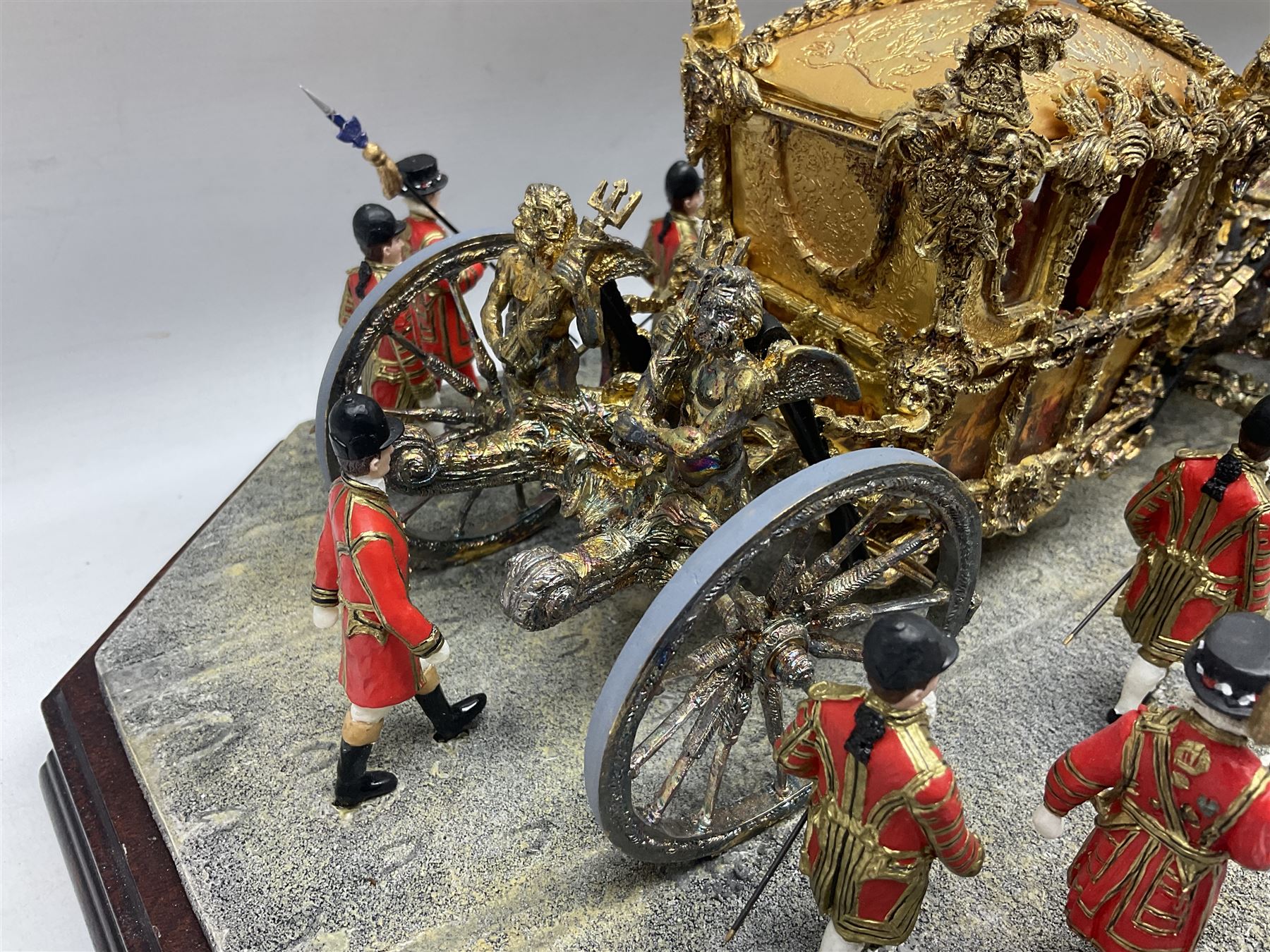 Border Fine Arts The Coronation 1953, model No. B0810, and sculpted by Ray Ayres, limited edition 150/350, with original box and certificate, L70cm  