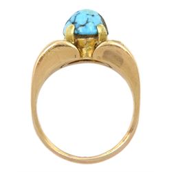 Gold single stone turquoise ring 