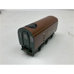 KR Models '00' gauge - GT3 locomotive, in the original box