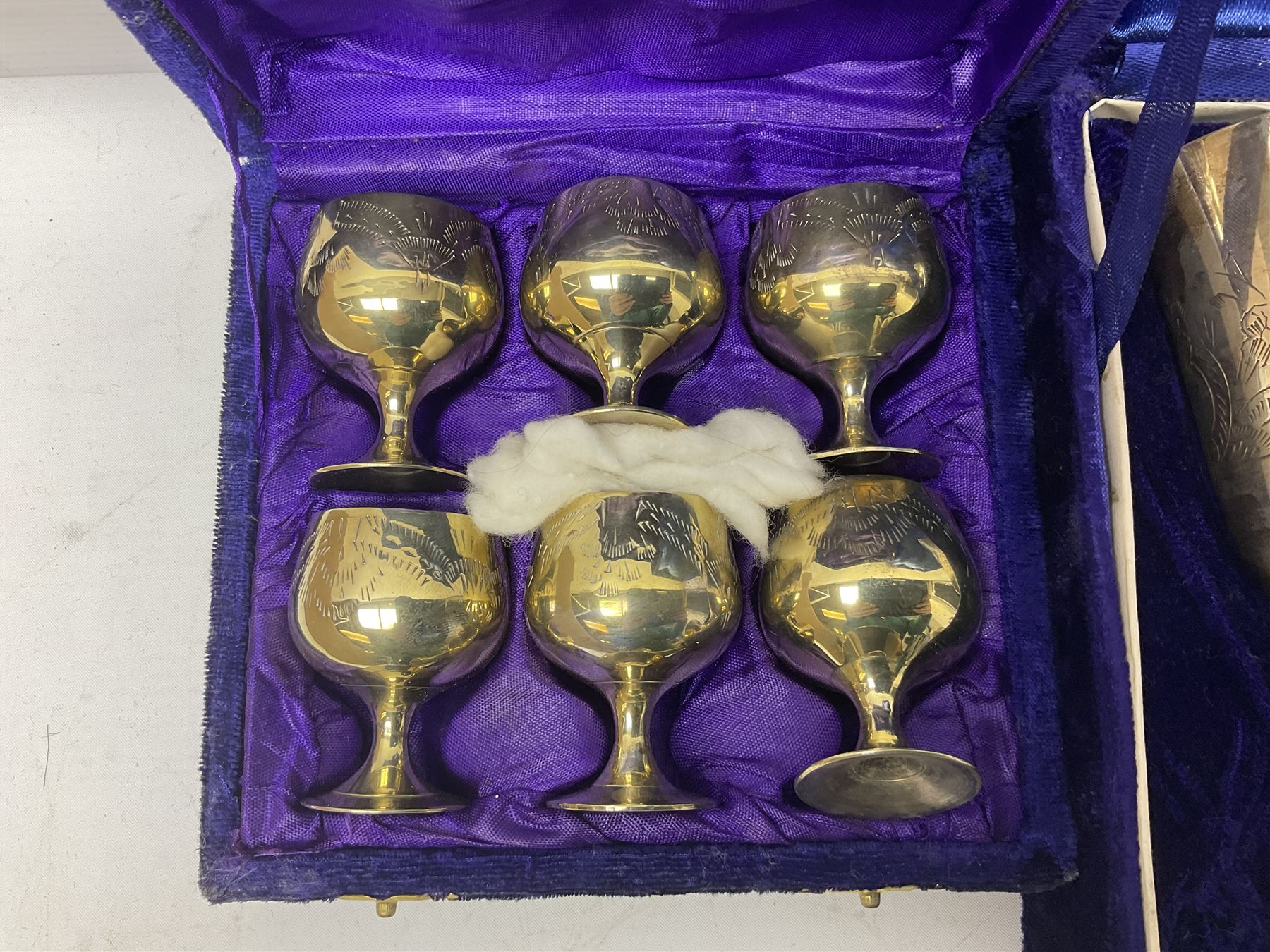 Hunting horn, with silver plated mounts, Ronson red glass table lighter, silver plated bowl, goblets and liquer glasses and other collectables