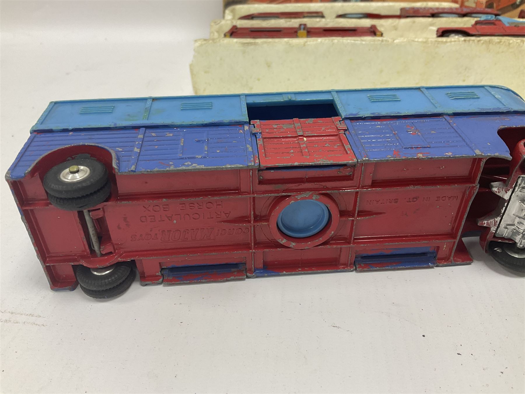 Corgi Chipperfields Circus Toys Gift Set No. 23 part-set in part-box comprising Smith’s ‘Karrier’ Van, International 6x6 truck, two Circus Animal Cages and Platform Trailer; accompanied by similar Corgi Major Chipperfield Circus Articulated Horsebox, and two Corgi Land Rovers