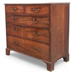 Late 19th-century Georgian-style mahogany chest of drawers, rectangular top with moulded edge over two short and three graduated drawers, raised on bracket feet, back foot missing 