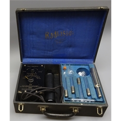  Radiostat electro therapy Violet Wand, with four glass and a chrome attachment, in fitted leatherette case, W31cm   