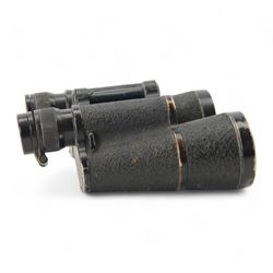 Pair of WWII BMK military binoculars, Dienstglas 7x50, serial number 152655