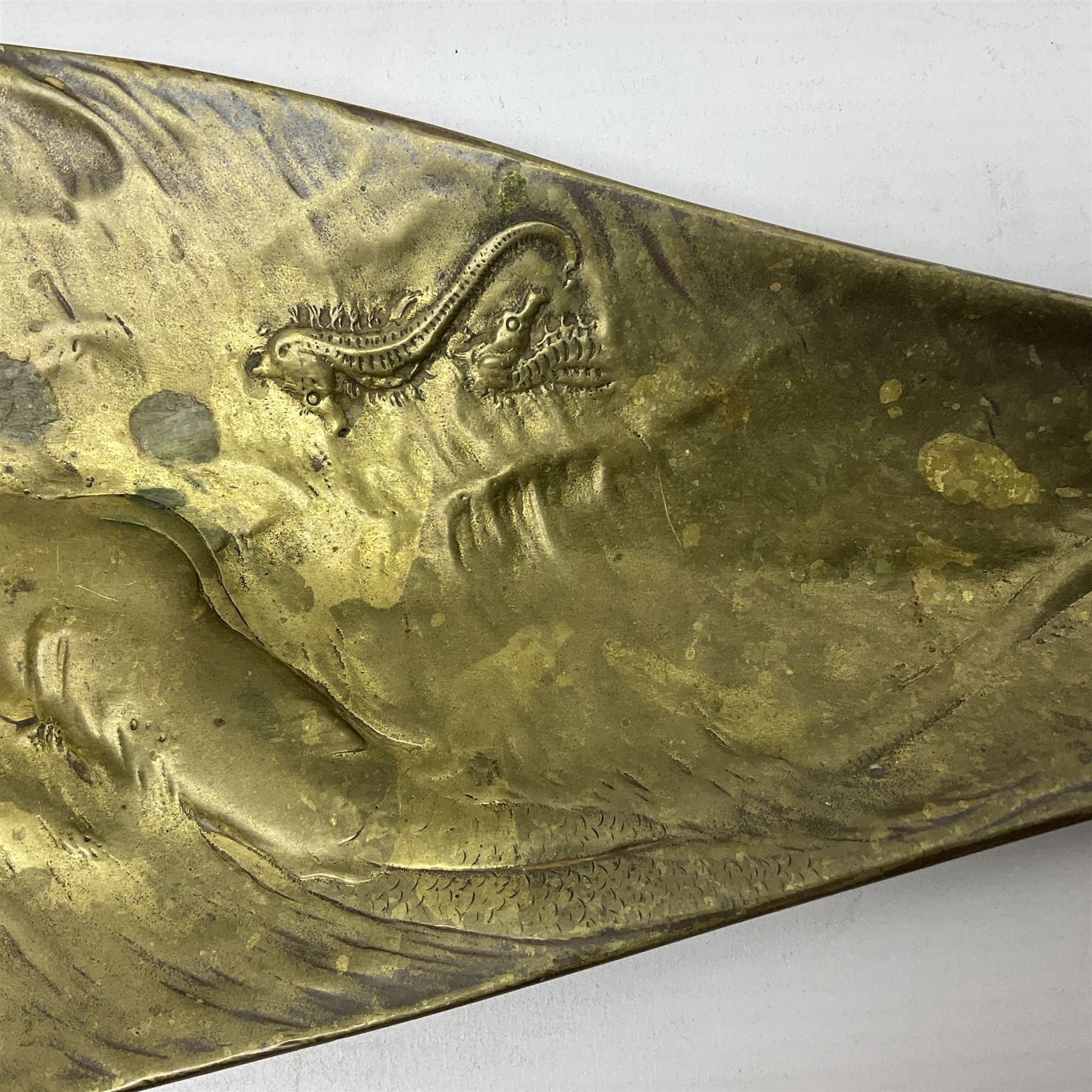 Bergman Art Nouveau bronze dish, of naturalistic shell form upon four shell feet, the centre decorated in relief with a mermaid amongst fish and sea horses, with Bergman mark and impressed Geschutzt 5070 beneath, L36cm
