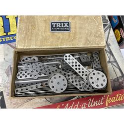 Nineteen assorted construction kits by Lego, Trix, Airfix, Tamiya, Paula, Steel Tec etc; all boxed (19)