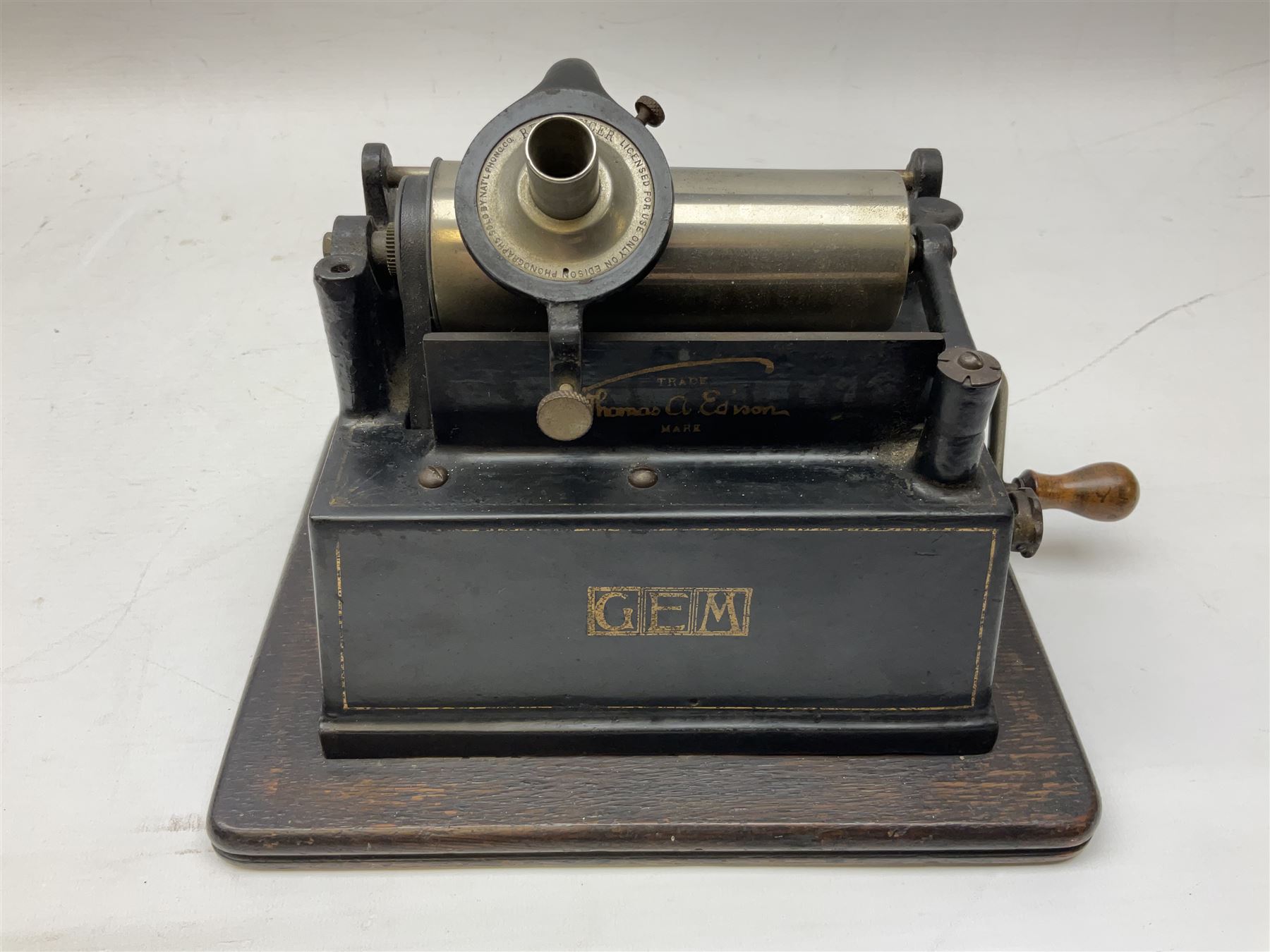 Edison Gem wind up phonograph, serial number 255655, with horn and eight cylinders, H21cm
