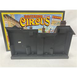 Britains - Circus Street Parade diorama with Circus Professional Vehicle no.08673; in original box 
