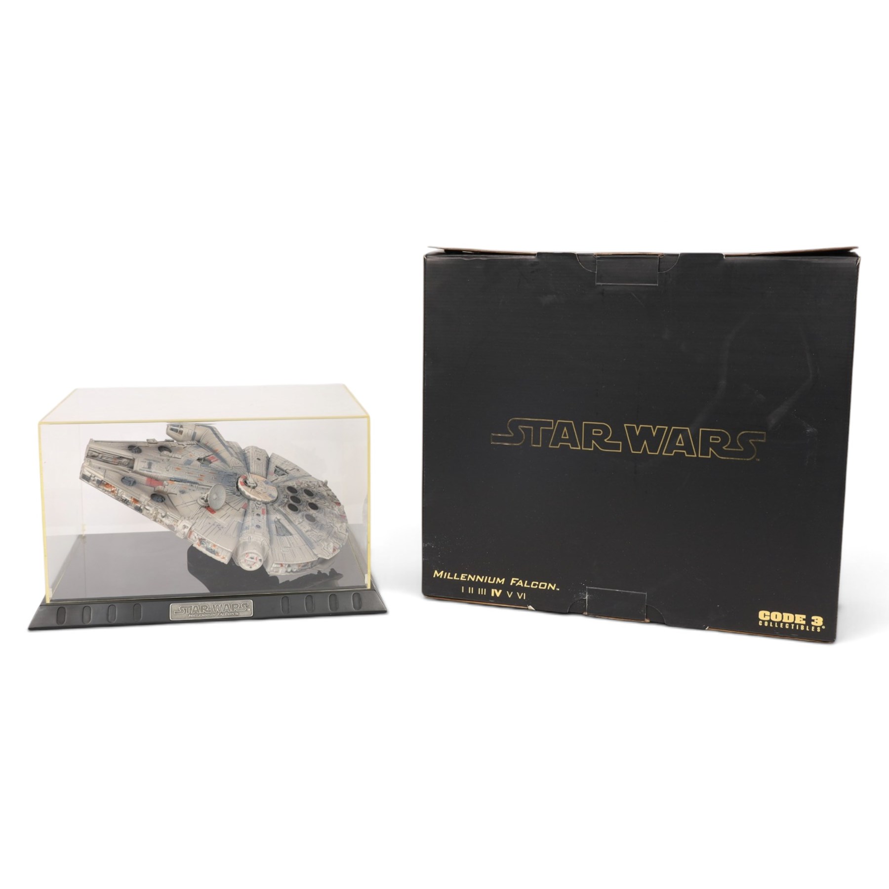Code 3 Collectibles Star Wars Millennium Falcon  1:80 scale diecast replica, on display plinth with acrylic case, boxed, case H23cm, W40cm