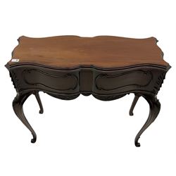 Late Victorian mahogany jardiniere planter stand, shaped form with fixed moulded top, applied c and s scroll mouldings and husks to the frieze and canted corners, acanthus carved cabriole supports with scroll carved terminals, 91cm x 37cm, H85cm