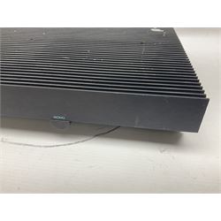  Musical Fidelity P140 power amp