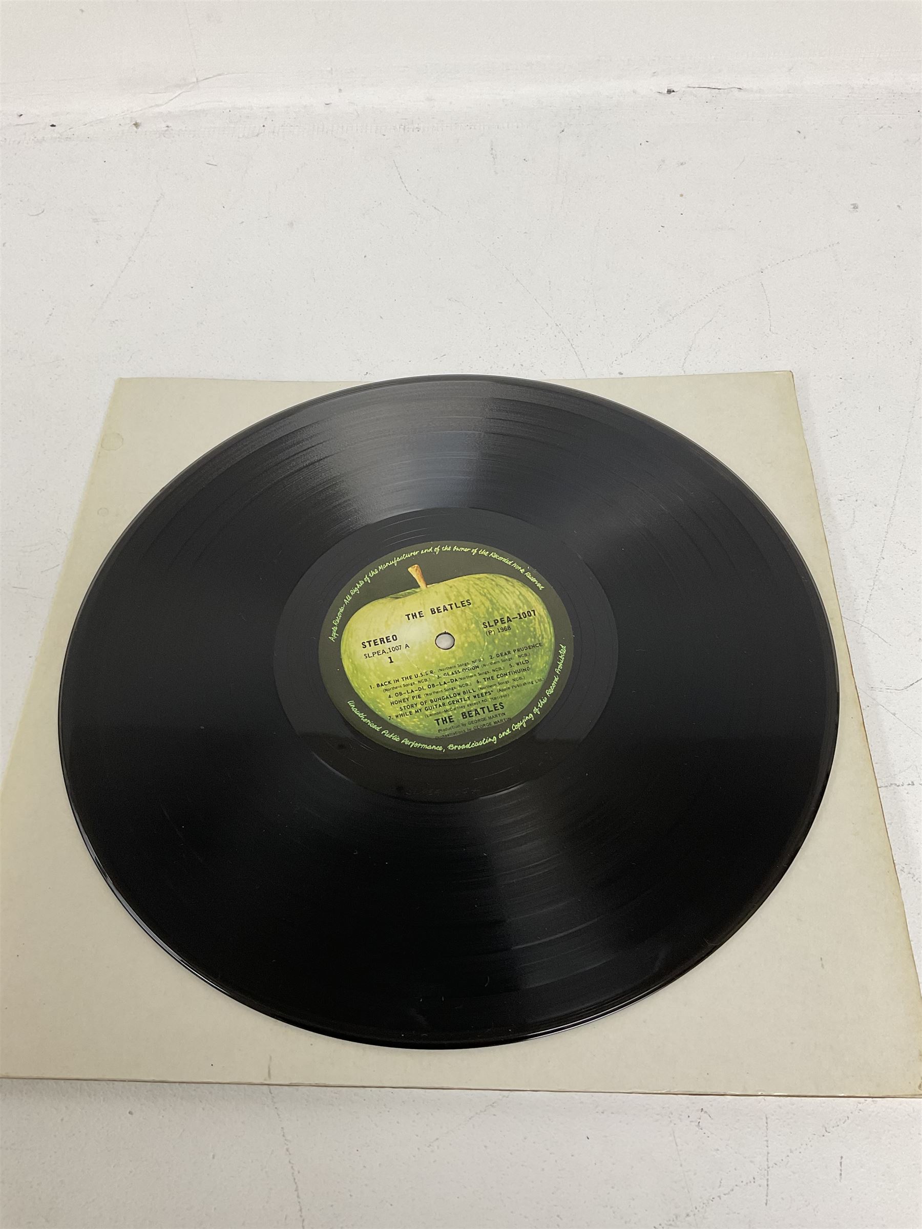 The Beatles White album vinyl record, with side opening gatefold sleeve, Apple Records, Stereo, SLPEA-1007 and 1008, YEX 710, 711 and 712