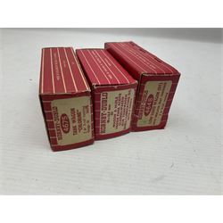 Hornby Dublo - sixteen goods wagons comprising 4644 21-Ton Hopper Wagon, 4315 Horse Box (BR) with horse, 4316 Horse Box (SR) with horse, 4649 Low Sided Wagon with tractor, 4301, 4310, 4311, 4312, 4313, 4320, 4626, 4648, 4652, 4675, 4678 and B550200 (Mineral Wagon); all in red boxes (16)