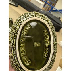 Portmeirion set of three graduating hen on nests, in green glaze, with impressed mark beneath, tallest H21cm, 