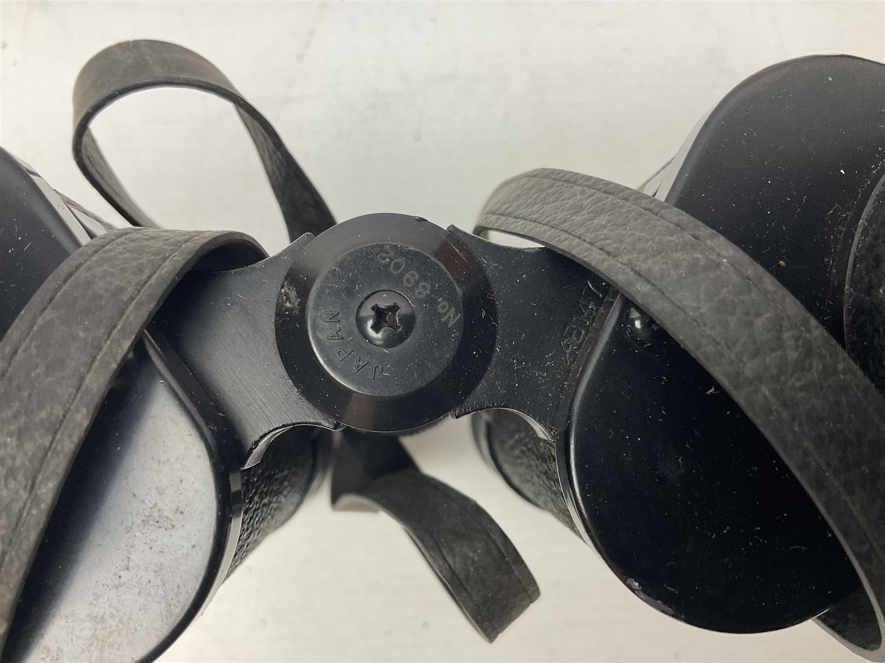 Eight cased pairs of binoculars, to include Zenith 10x50 field binoculars, Prinz 16x50, Prinzlux 10x50, Aquilus 10x35, etc, and a further binocular case