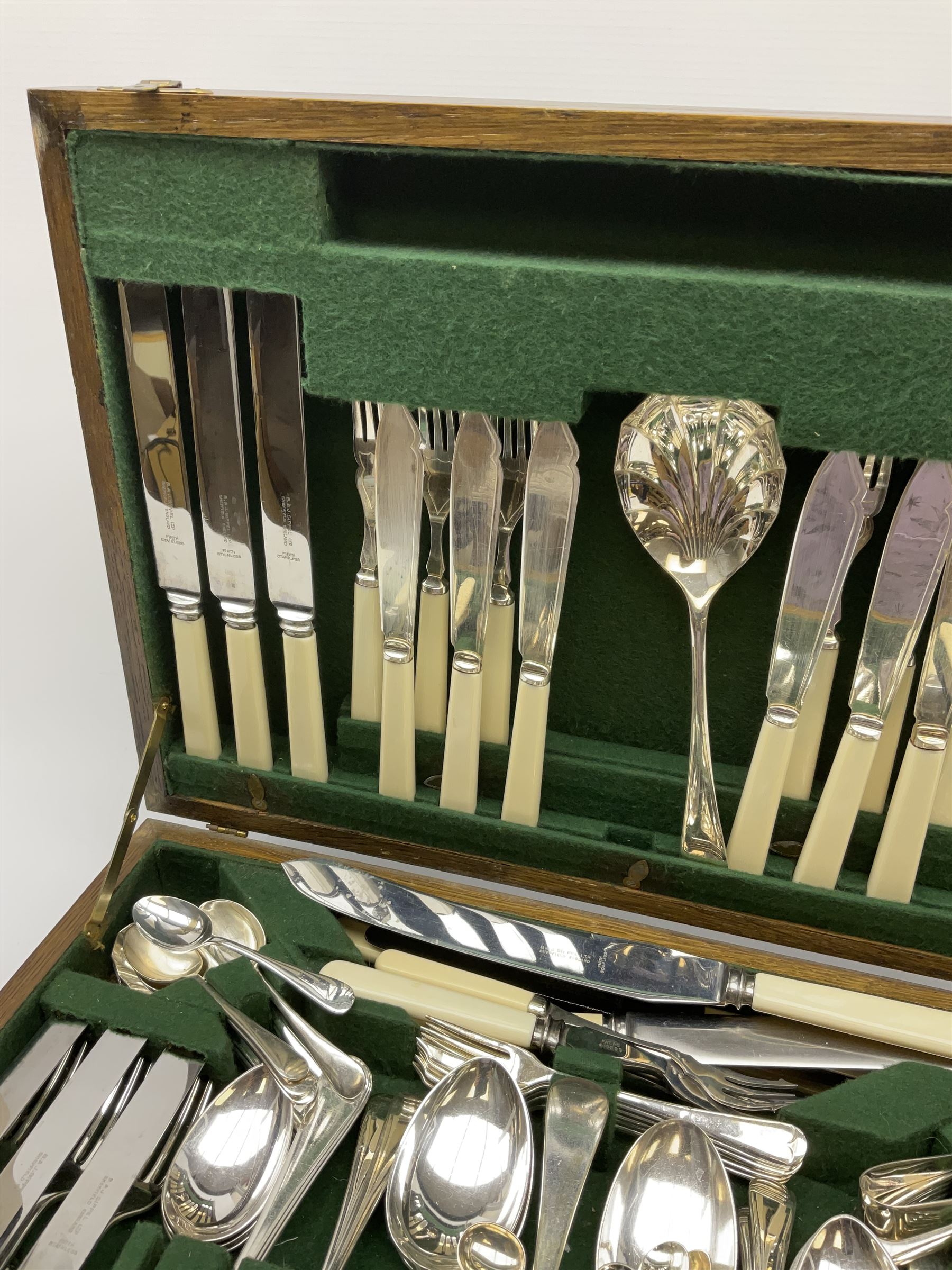 B & J Sippel Ltd, Sheffield, part canteen of plated and stainless steel cutlery