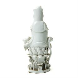 19th century Chinese blanc de chine figure of Guanyin H23cm