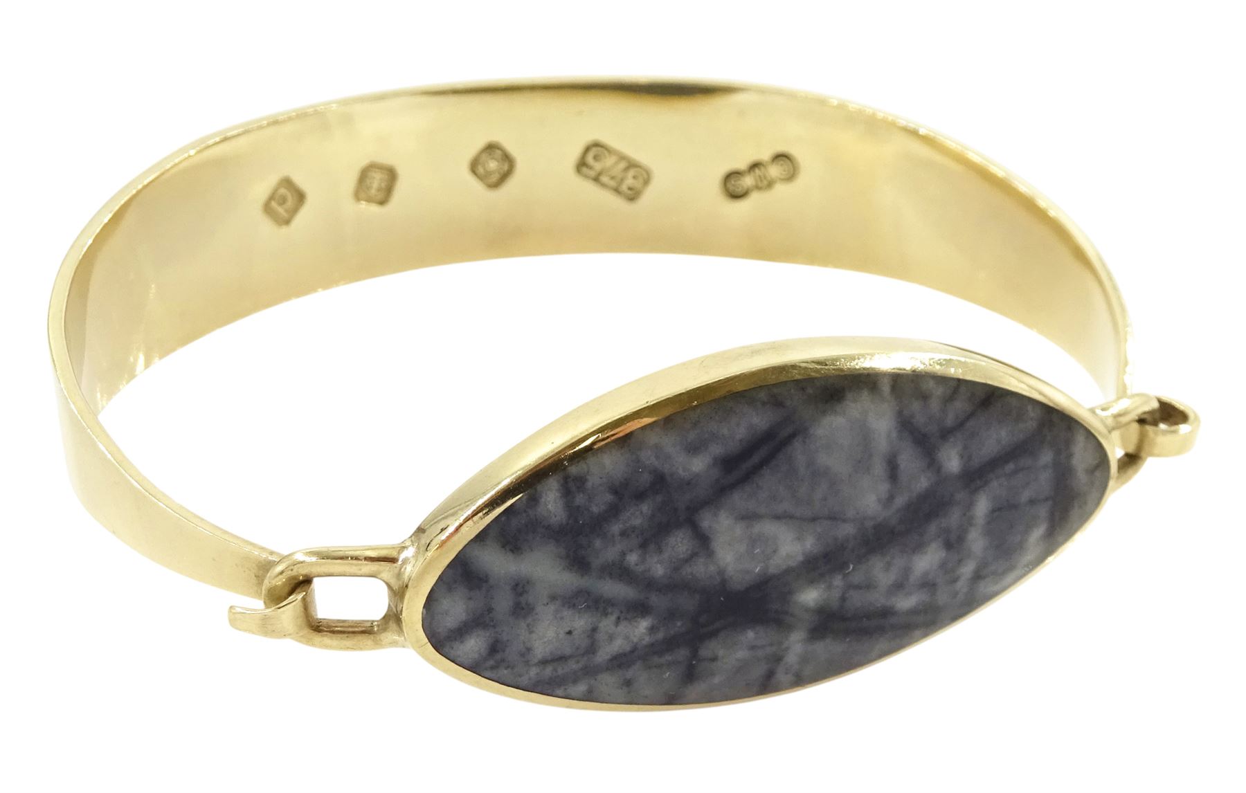 9ct gold oval Picasso jasper wide bangle by C W Sellors, Sheffield 2003