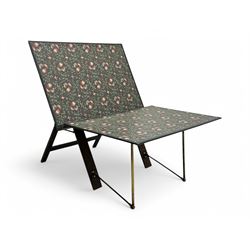 Late 20th century mahogany folding folio stand, the angled top and fold-out shelf decorate...