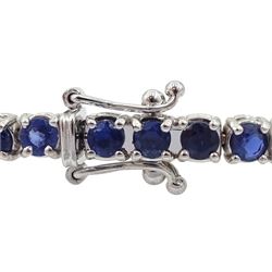18ct white gold round cut sapphire bracelet, stamped 750, total sapphire weight approx 7.20 carat