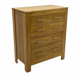 Oak four drawer chest 