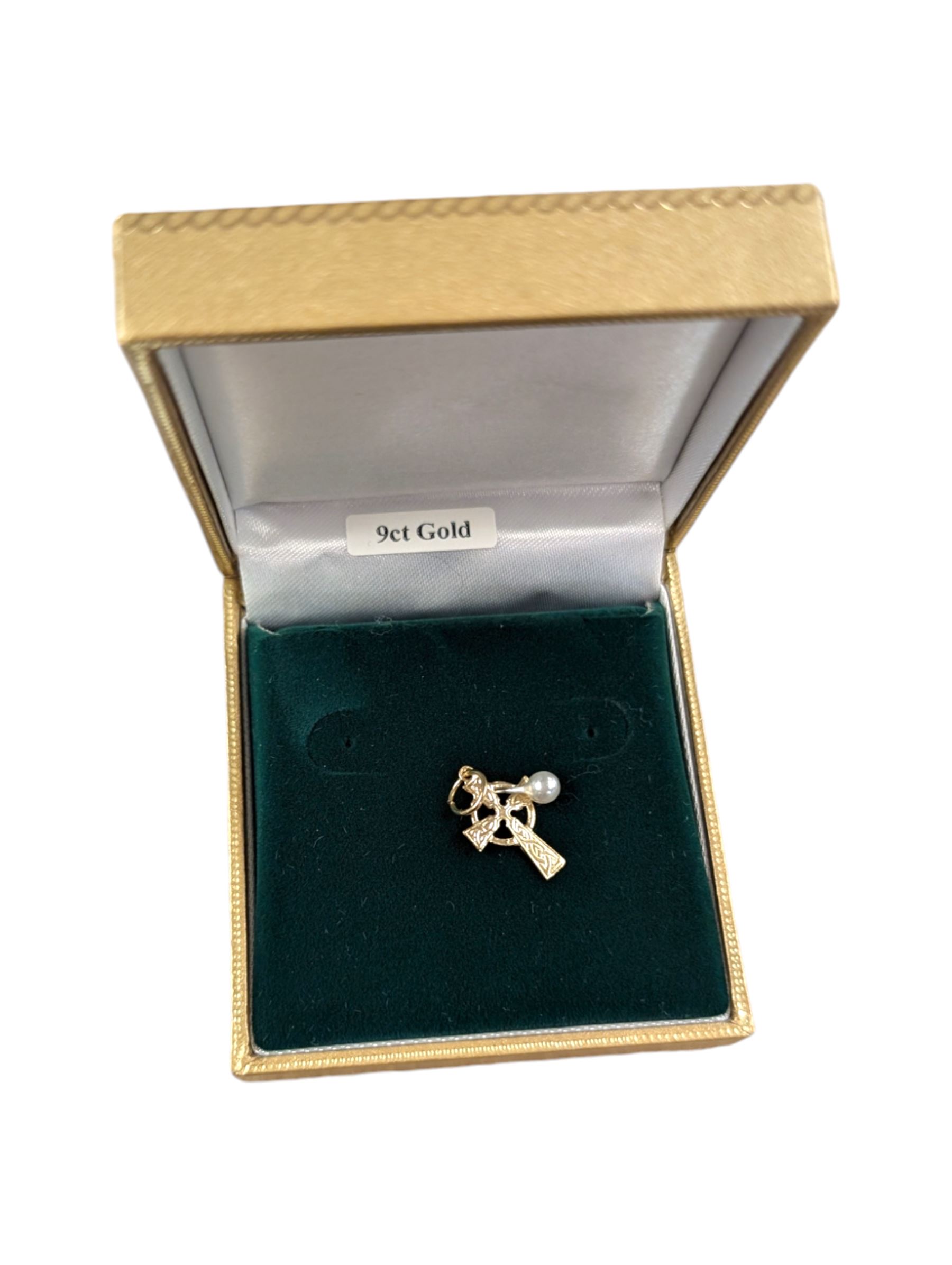 9ct gold Celtic style cross pendant, boxed 