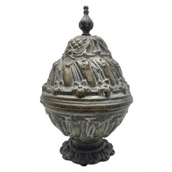 Heavy Victorian counter weight for oil lamp chandelier pulley, cast with foliate decoration, L26cm, approx 12kg