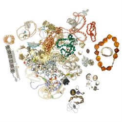 Victorian gilt rock crystal brooch, 9ct gold chase link chain necklace, Accurist ladies wristwatch, malachite bead necklace, silver jewellery including a filigree cameo bracelet, portrait miniature brooch, rings etc, together with various costume jewellery