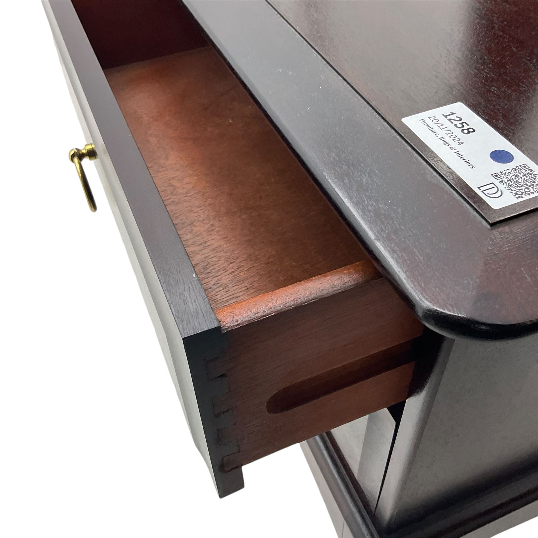 Stag Minstrel - dressing table, fitted with triple mirror and five drawers, and matching stool