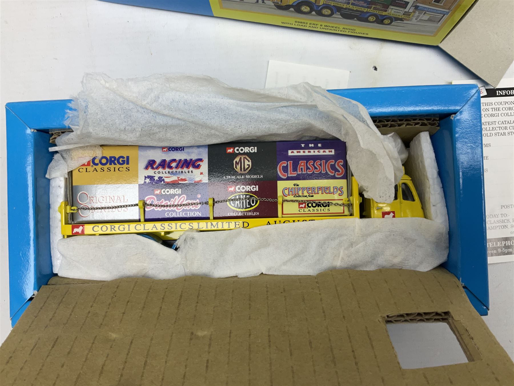 Corgi - 16801 Pinder Jean Richard Scammell Highwayman with two animal cages; CC12303 Premium Edition Scammell Contractor Austen Bros.; 80307 limited edition Vintage Glory Garrett Road Tractor and Flatbed Trailer; 09802 ERF 8 Wheel Rigid with load; 98459 White Soda Truck; and two Tesco lorries; all boxed (7)