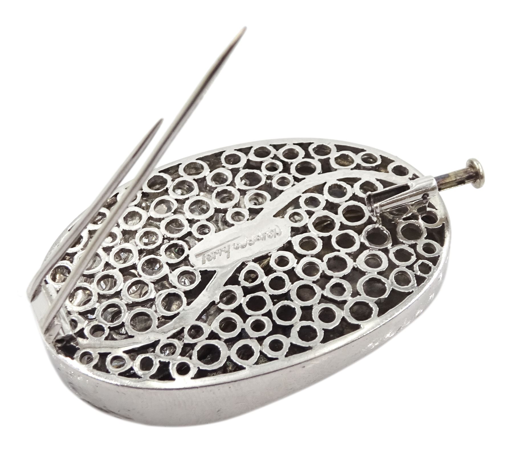 Terry Waldron white gold pave set round brilliant cut diamond oval brooch, stamped