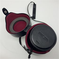 Minolta AF Reflex 500mm 1:8' camera lens serial no 1920721, in case