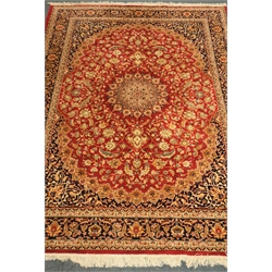  Persian Heriz design beige ground rug/wall hanging, L277cm, W200cm  