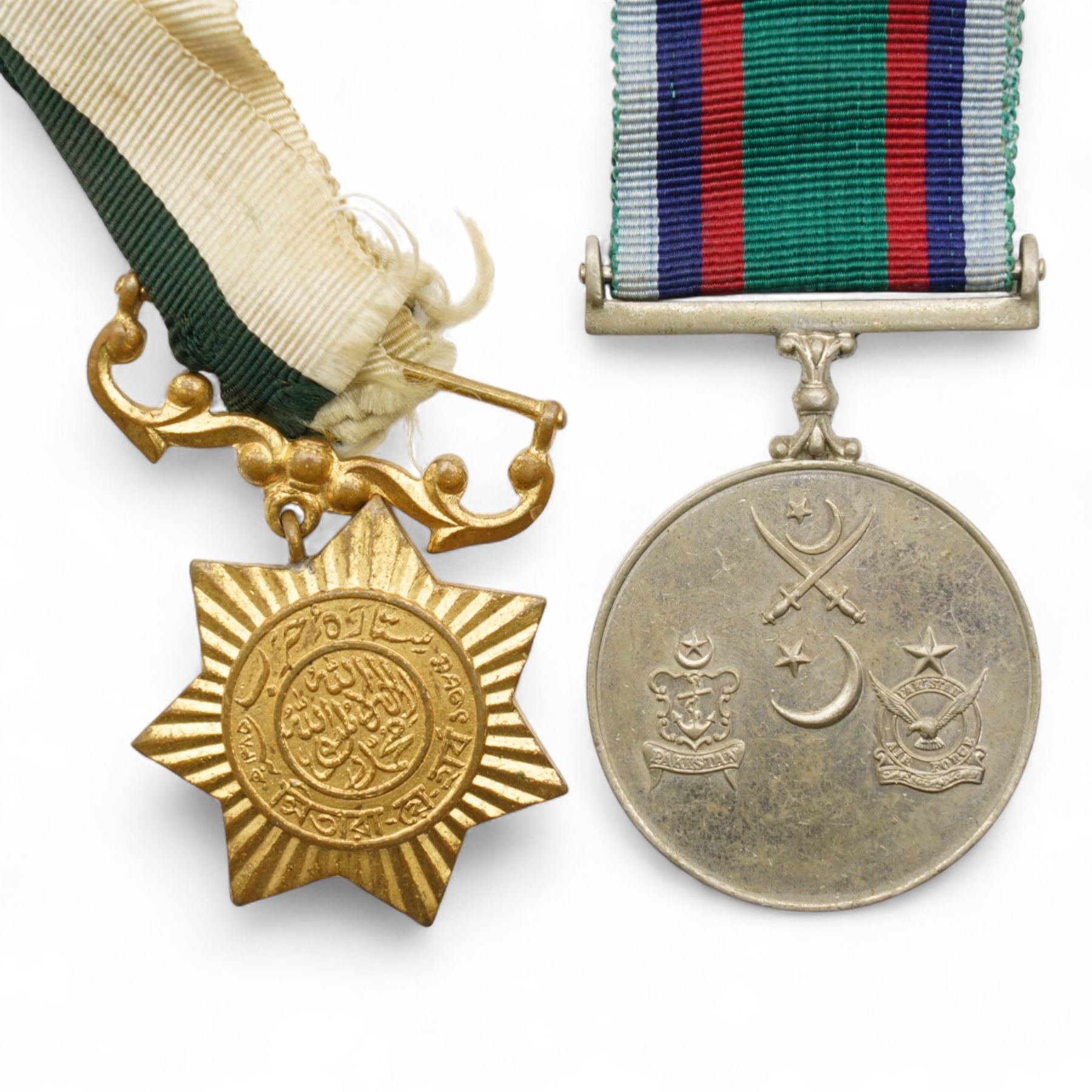 WWI War and Victory Medals to 305950 Pte E.A.Ashley West Riding Regiment, four other WWI War Medals, 1971 Pakistan-India War Medal, Pakistan 1965 War Star Medal and various other items 