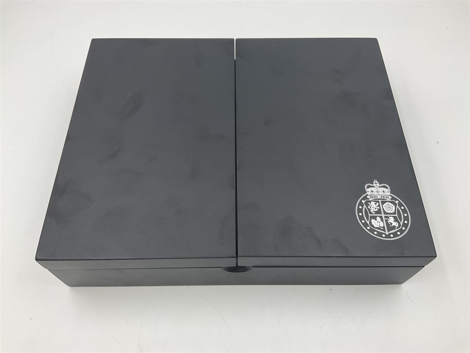 Queen Elizabeth II Isle of Man 2022 'Struck on Her Majesty Queen Elizabeth II's 95th Birthday' gold proof double sovereign coin, cased with certificate 