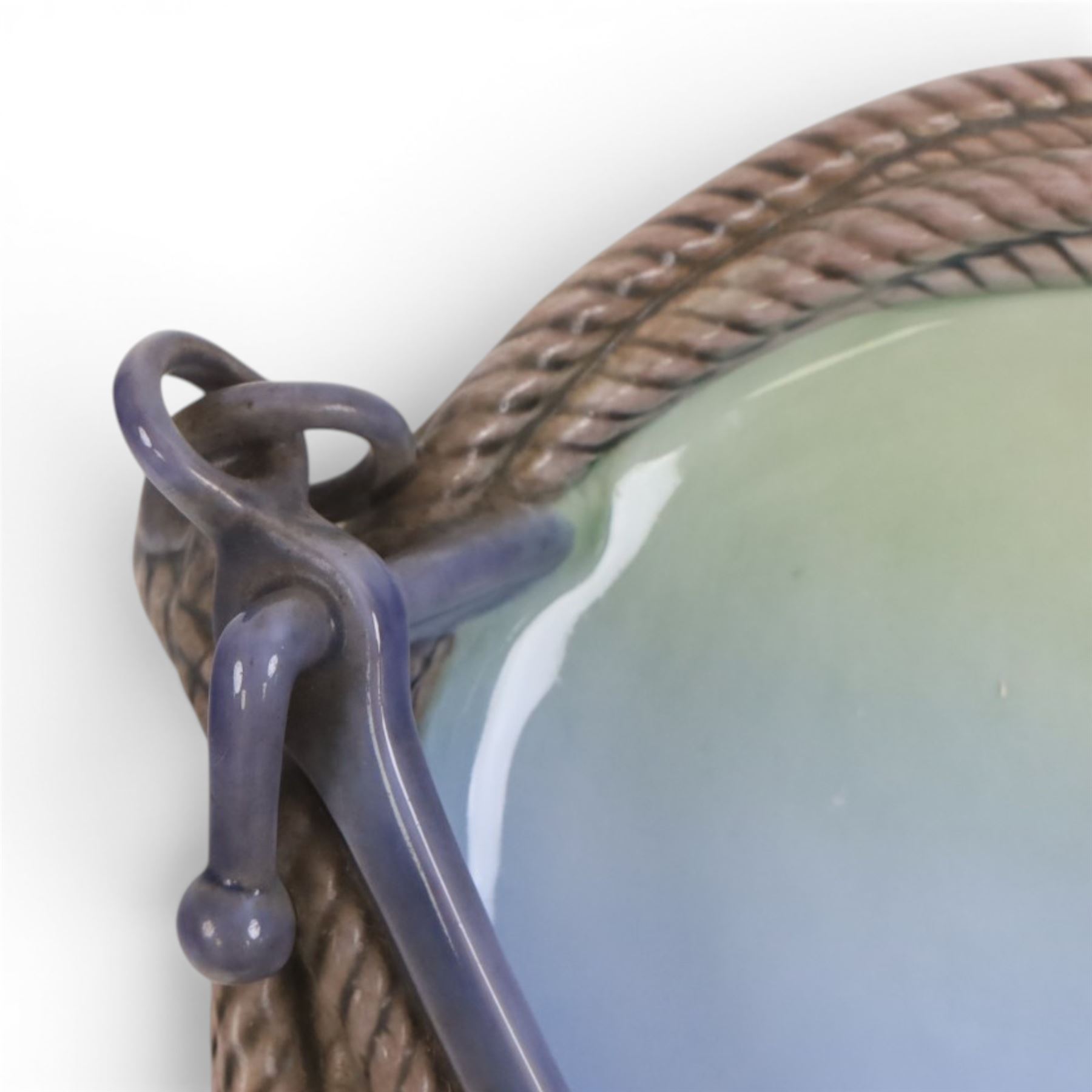 Bing and Grondahl dish the rim modelled as a coiled rope with anchor 2377, D20cm