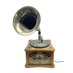  Roadstar HIF-1850TUMPK retro style record player with gramophone 