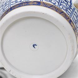 18th century Worcester 'Blue Lily' or 'Royal Lily' pattern tea and coffee service comprising twelve tea cups, twelve coffee cups, twelve saucers, tea pot, milk jug, sugar bowl, slop bowl and pair of plates, filled in crescent marks