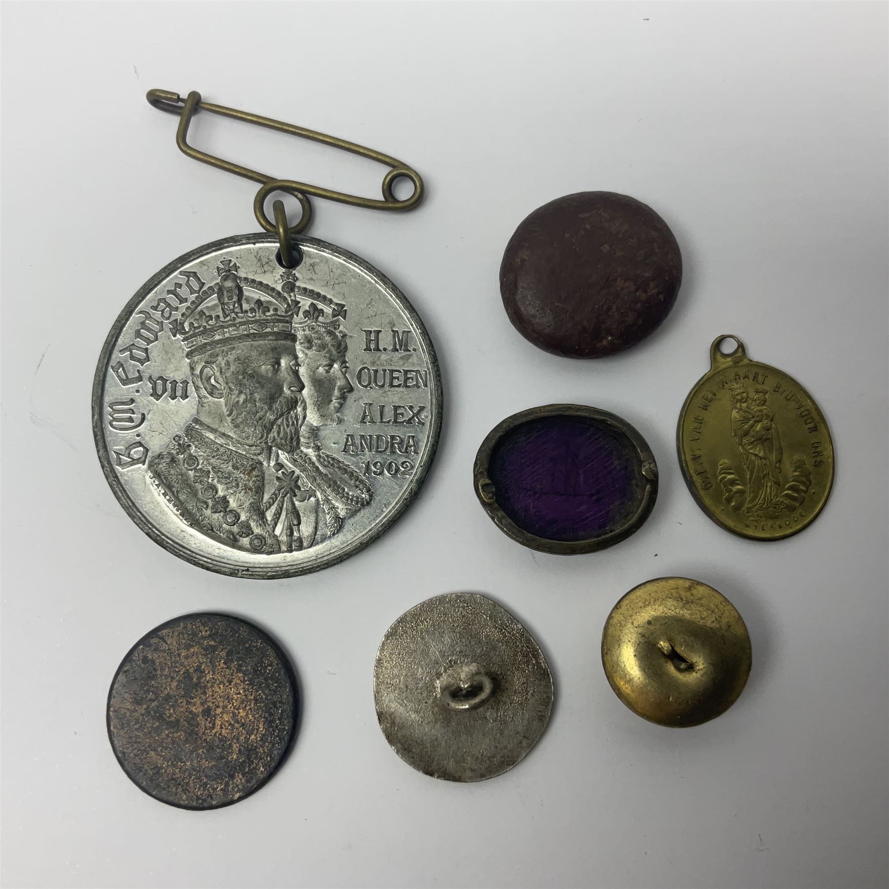 Coins, tokens, paranumismatic and miscellaneous items, including United States of America 1850 one cent, 1877 one dime, 1884 five cents, 1926 Liberty dime etc, Queen Victoria New Brunswick 1843 one penny token, East India Company 1845 half anna, Chinese cash coins, Grand Lodge of Maryland November 16th 1886 Centennial Session medallion etc