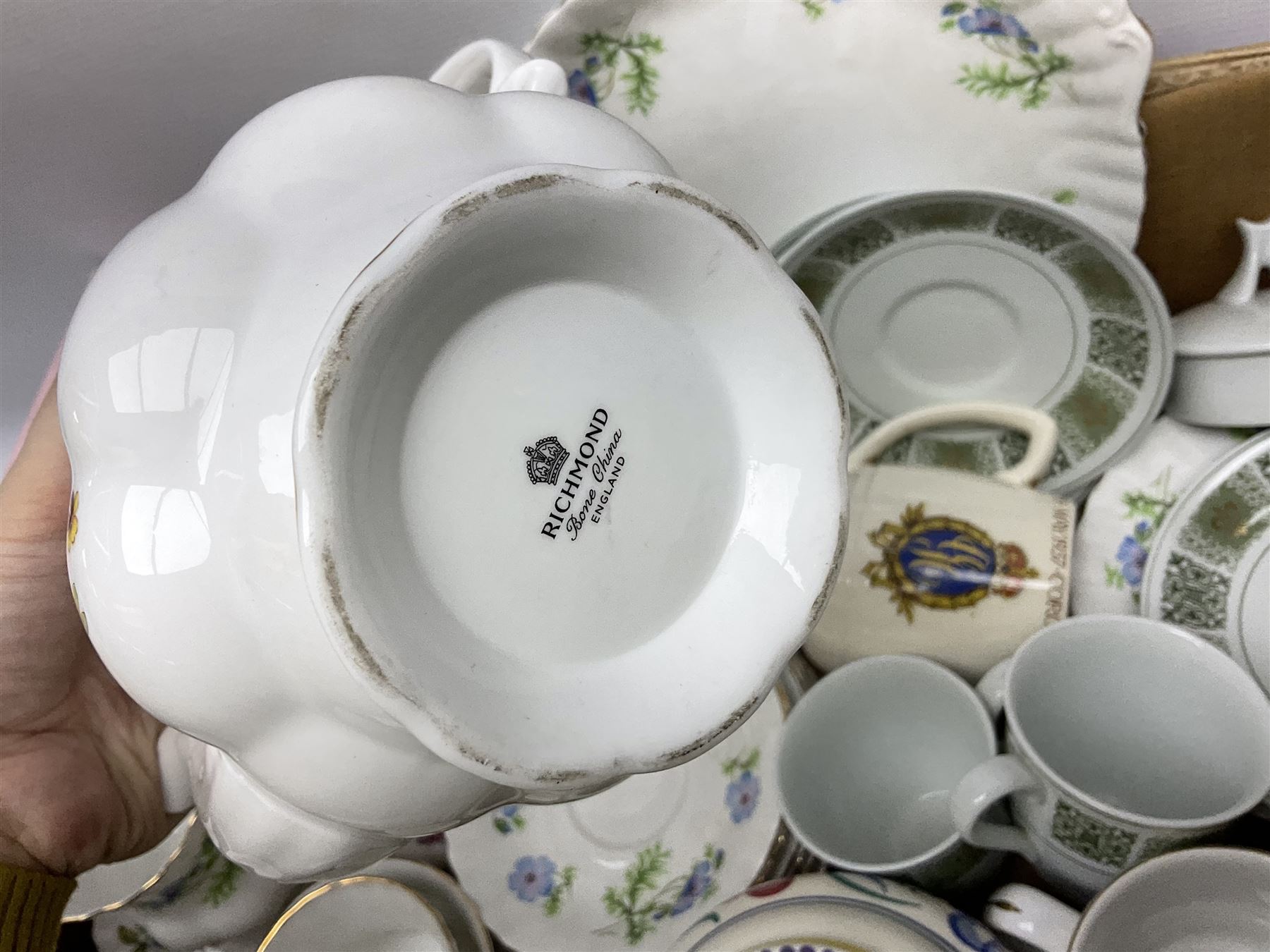 Poole vase decorated with flowers, no 877, Copeland Spode Dauphine pattern coffee service for six, and floral Richmond teawares