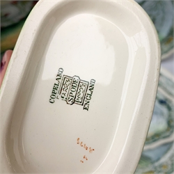 A Copeland Spode fish service, comprising twelve plates, oval serving platter, tureen and cover and sauce jug and stand, platter L46.5cm.