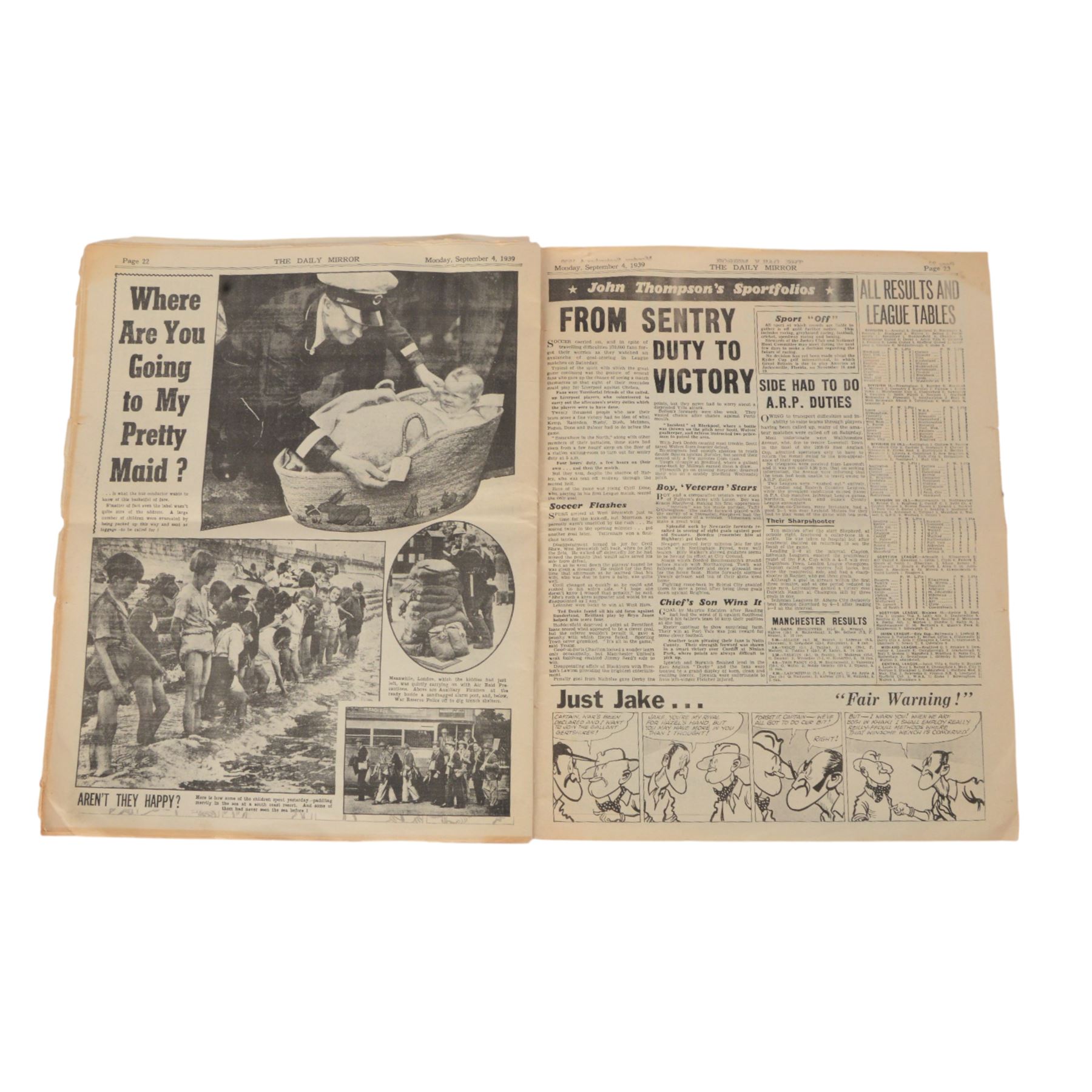 Daily Mirror 'First day of War' newspaper Monday 4th September 1939
